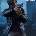 Resident Evil 6 20th Anniversary Hot Toys Leon Kennedy Figure 1